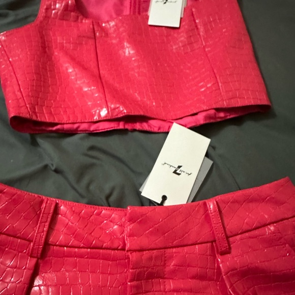 7 for All Mankind Shorts and top / sz XS nwt - Picture 4 of 5